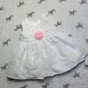 SOLD -🧁3/$15🧁White Formal Lace Dress